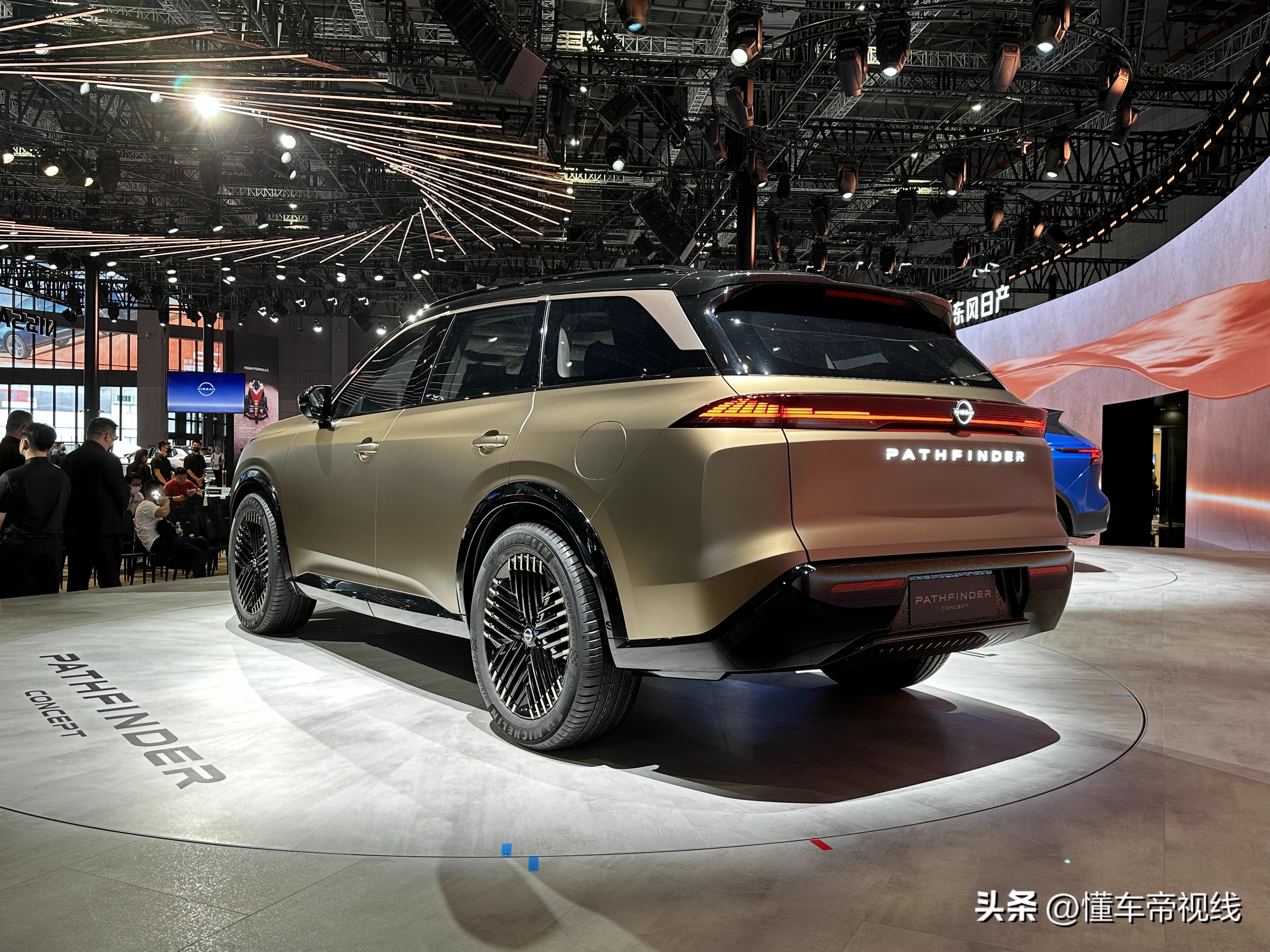 新车大众途昂,新车大众途昂和探岳哪个更好