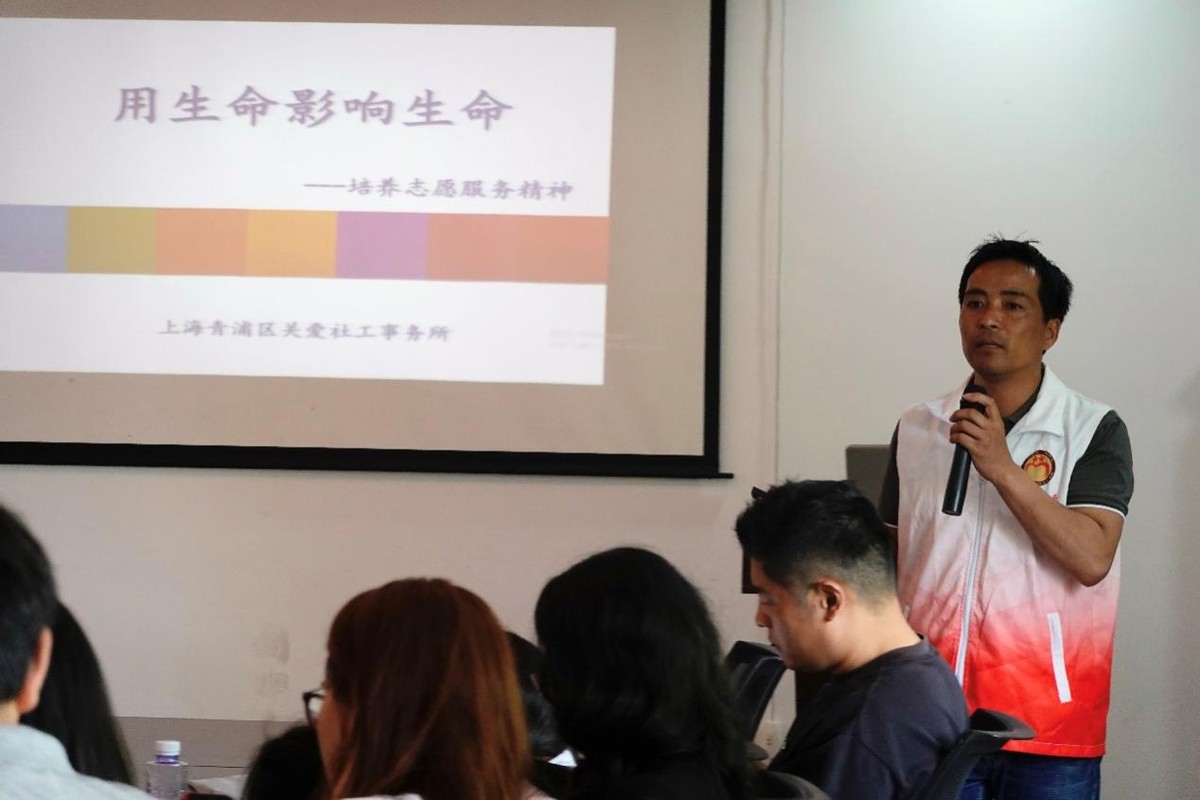 公益志愿服务在行动,公益志愿服务温情满人间