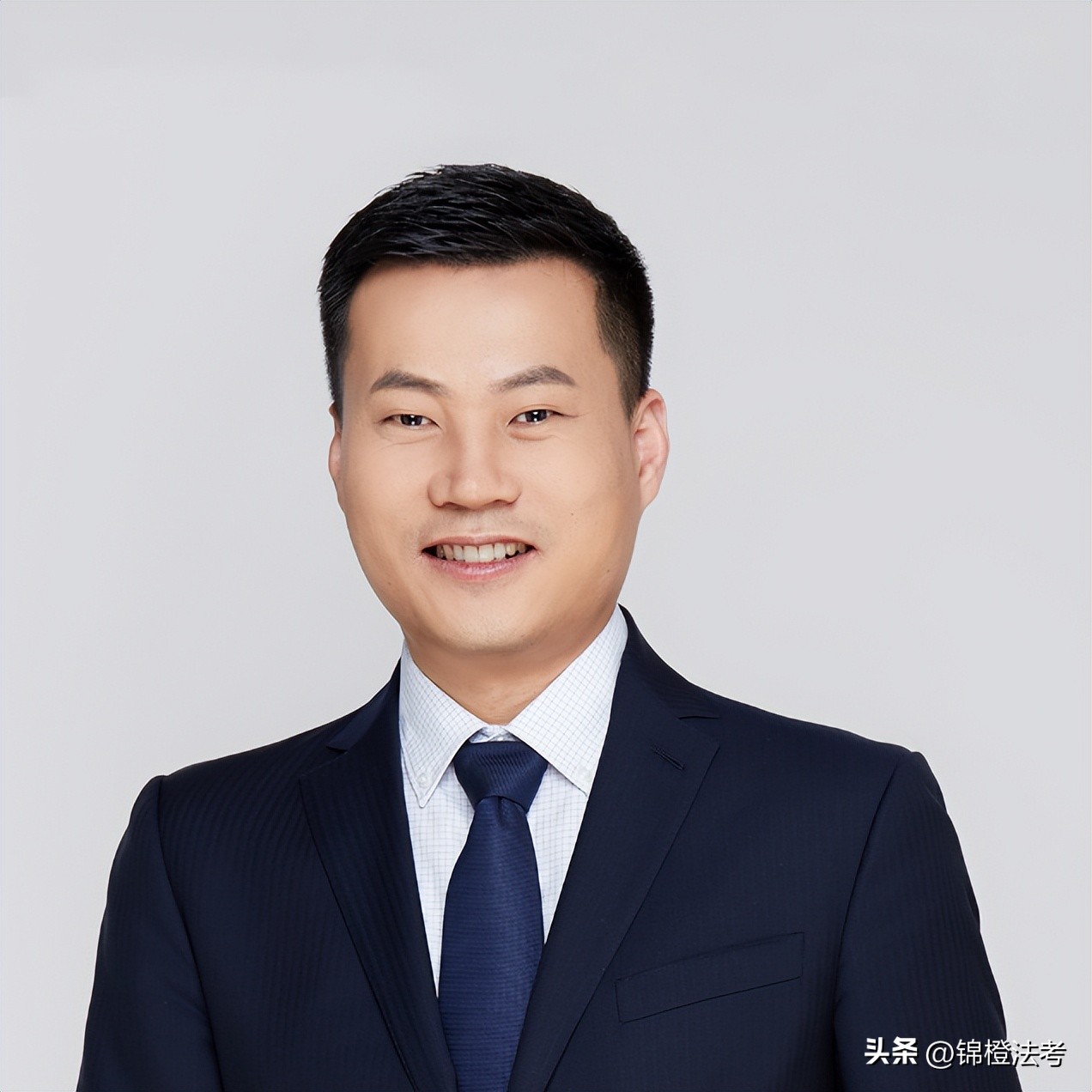 2022法考刑法老师推荐,法考民法哪个老师最适合应试