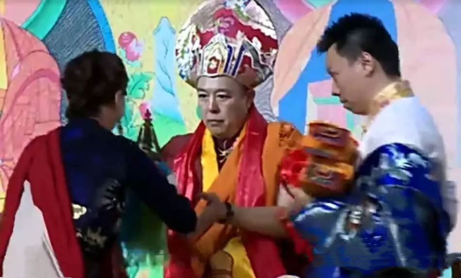 张铁林在英国靠什么生活,英国人张铁林现状