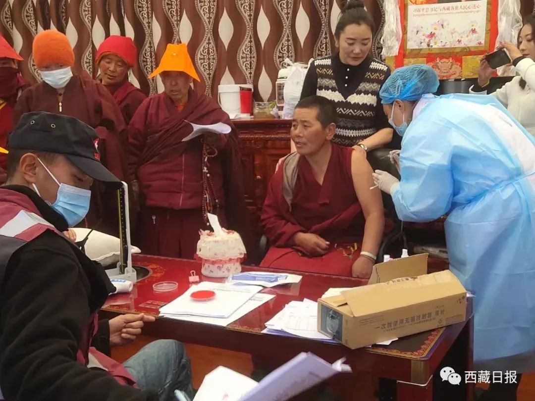 二十大代表泽仁旺姆:驻寺女干部的“铁骨柔情”