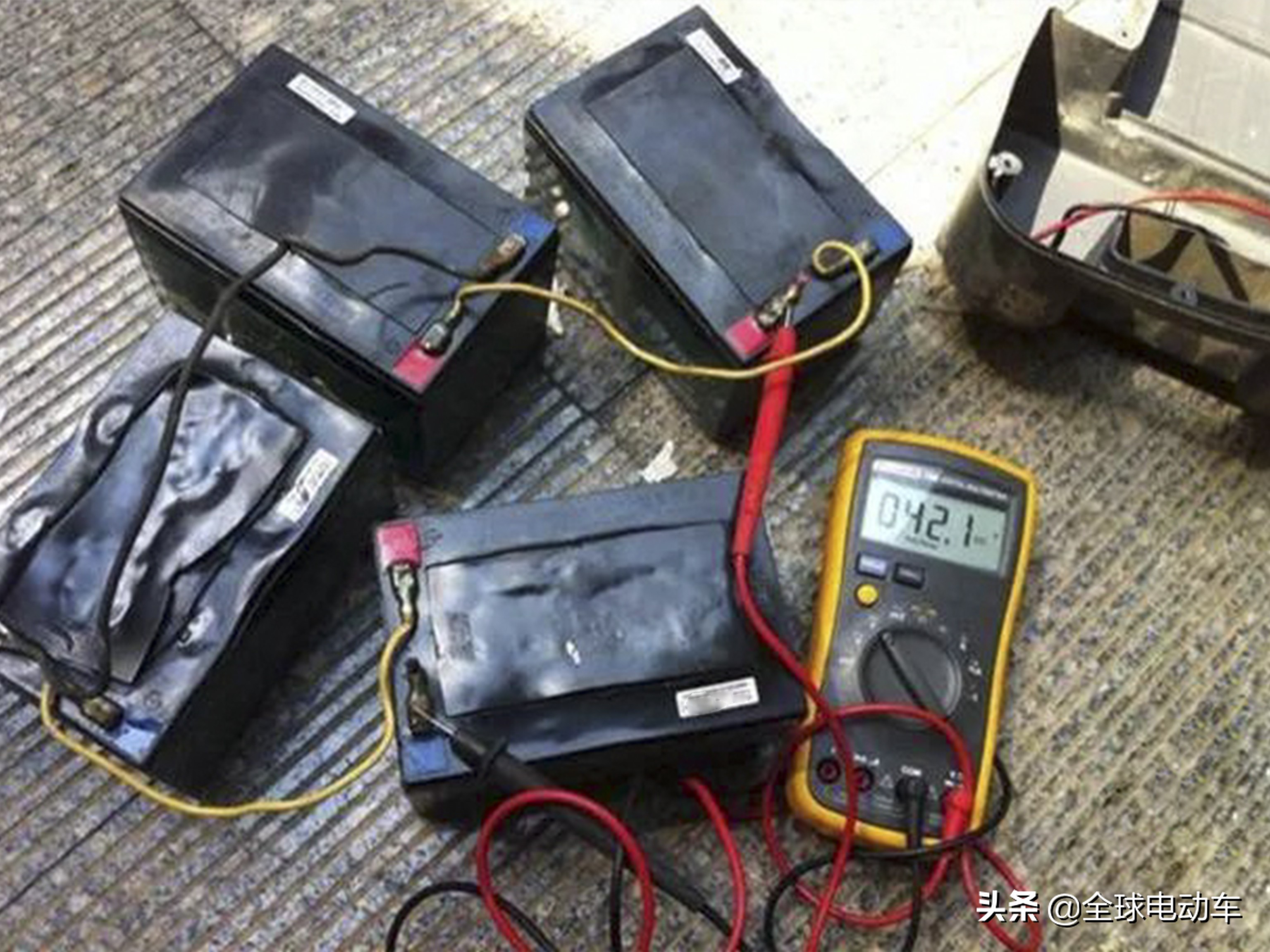 电动车电池鼓包的十种原因,电动车电池鼓包后如何处理