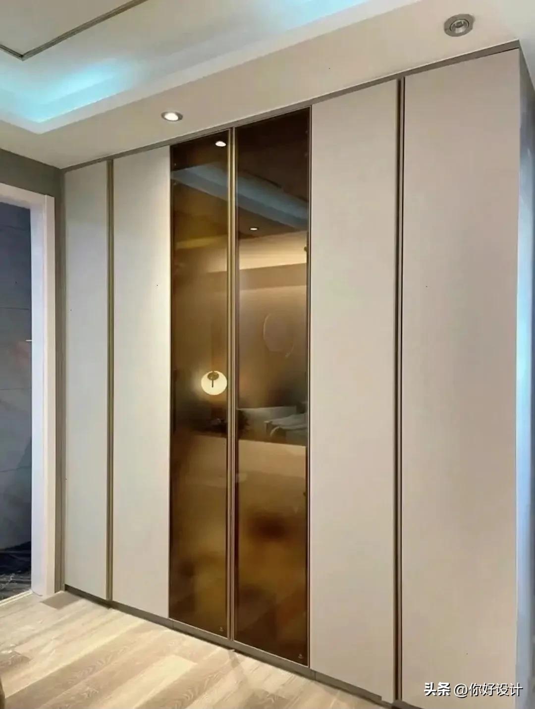 三十厘米宽的衣柜推荐,三十款卧室高颜值衣柜案例