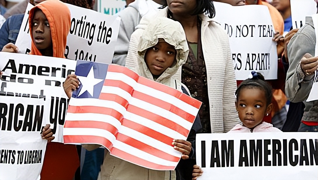 美国黑人重返非洲“故土”,带来了先进的种族歧视文化