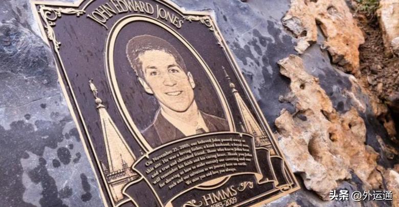 被困在洞穴里面的人,被困在洞穴里的男人