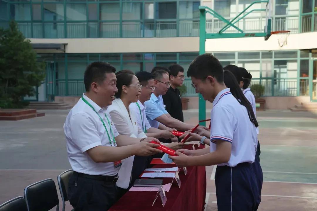 “感恩母校，梦想启航”，济南中学隆重举行2023届初三毕业典礼