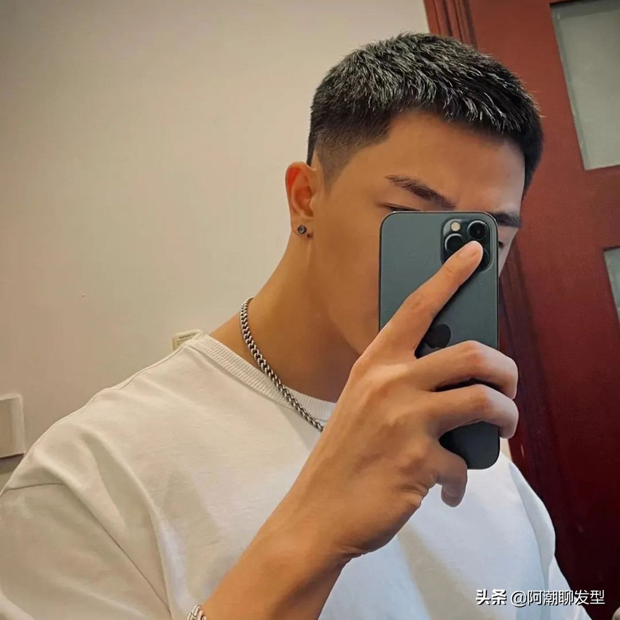 男生夏季清爽长发发型不烫,男生长发造型推荐不烫不染