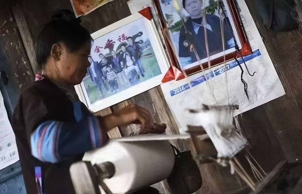 她，16岁因美貌被印在人民币上，却领低保16年，如今过得怎么样？