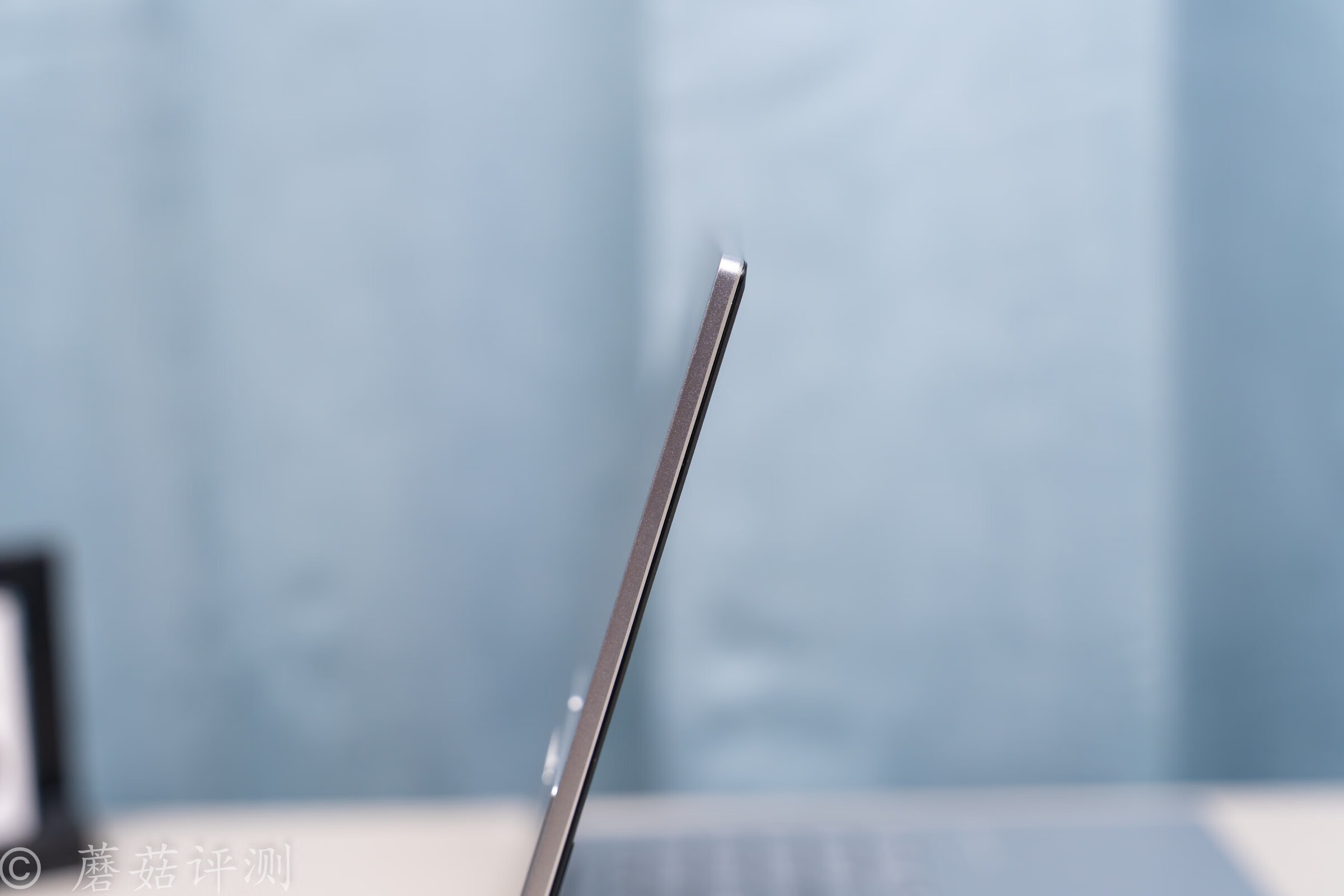 华硕无畏pro15锐龙版和灵耀pro14,轻薄本华硕无畏pro15游戏测评