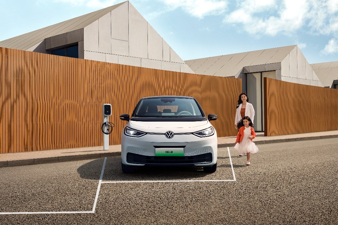 12万多入手电动小钢炮ID.3，比亚迪海豚、欧拉好猫泪目