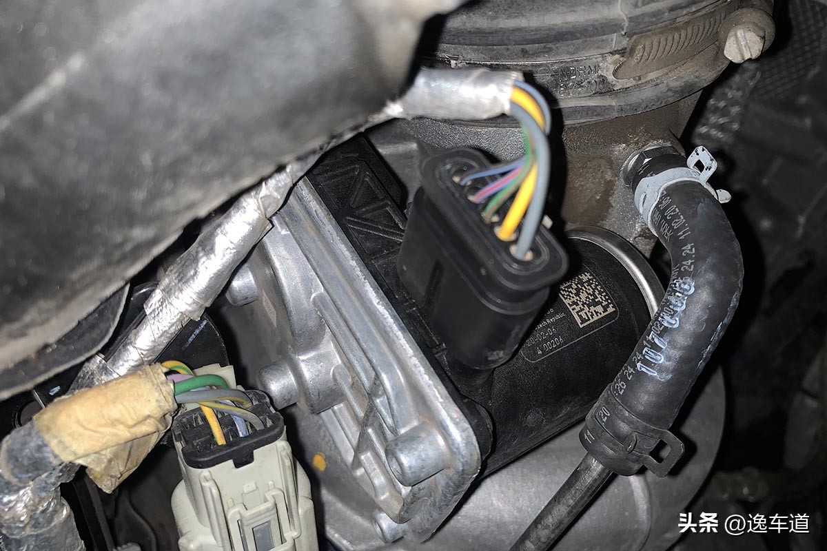 路虎卫士硬派越野海外实车,路虎新卫士硬派越野