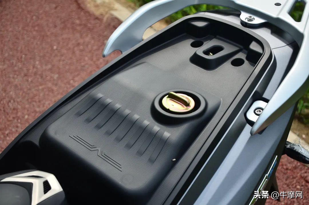 大阳vps125与大阳vrs150的区别,大阳vps125极致版和豪爵ufd哪个好