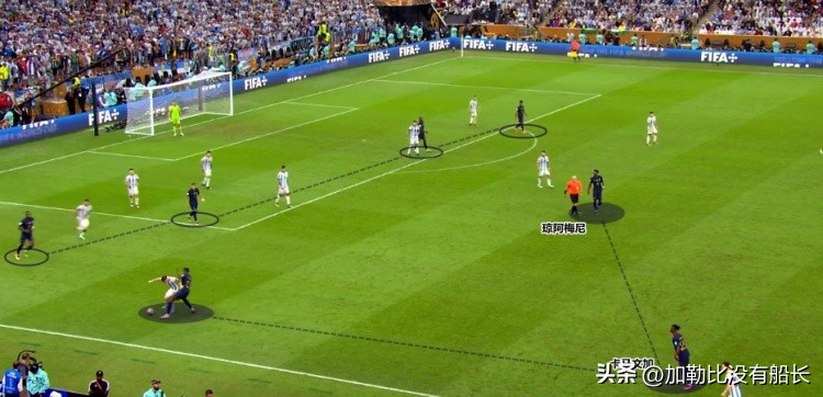 盘点足坛历史上最精彩的10世界波,集锦2019年世界足坛30大经典进球