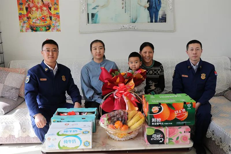 凝心聚力绘蓝图建言献策谱新篇,凝心聚力绘蓝图砥砺前进开新局