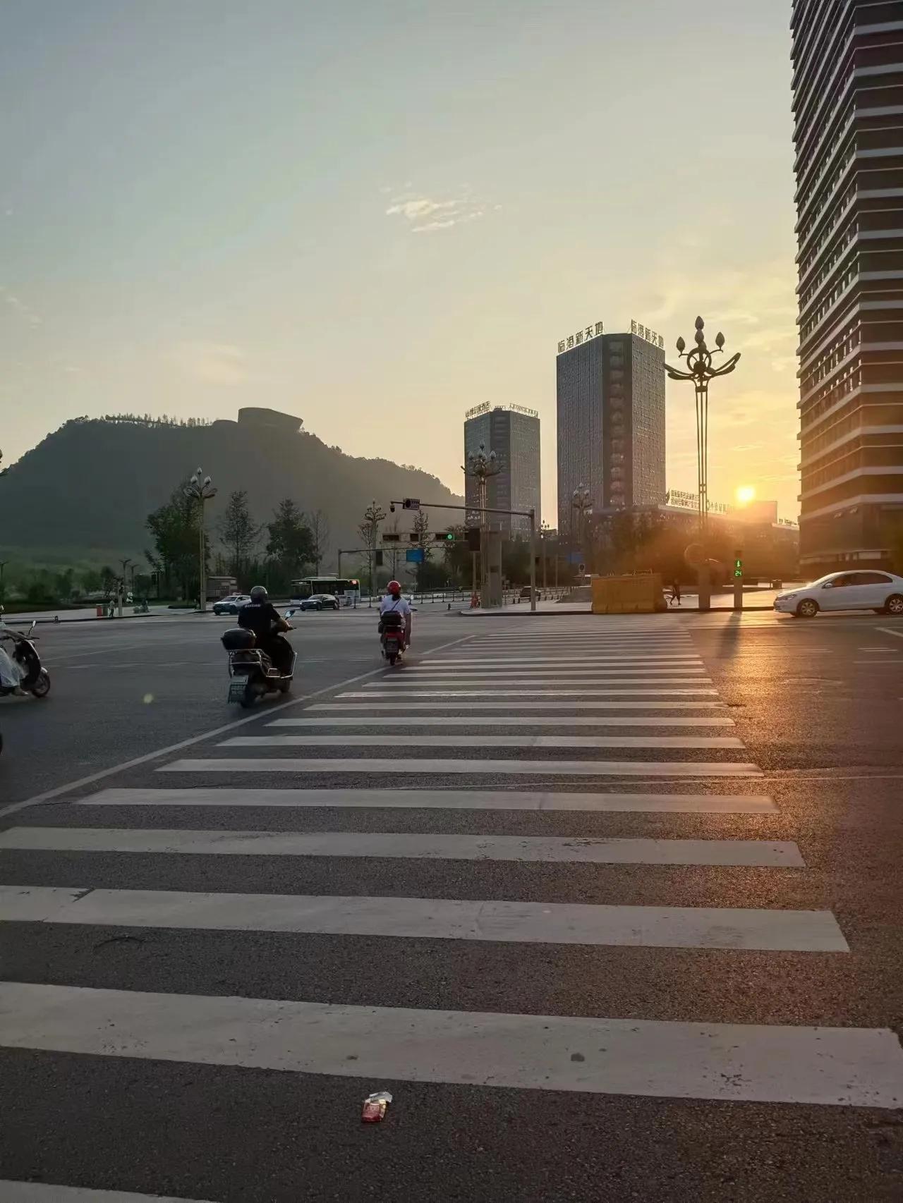 稍微好点,稍微好一点