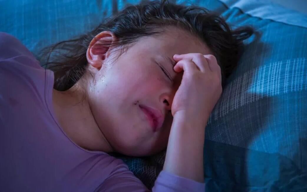 警惕宝宝脾胃虚弱的哪几大表现,脾胃虚弱的宝宝睡觉有哪些表现