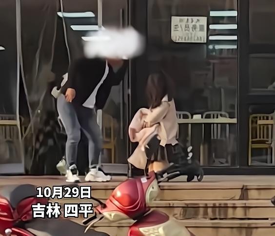 震撼！女孩儿遭严刑折磨，背后竟是初二禁忌之恋！