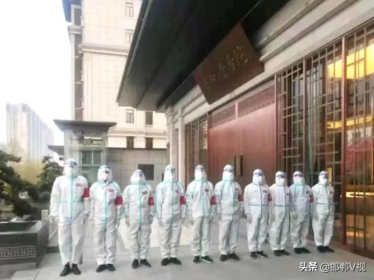 閭兏鎶楃柅鑻遍泟鐓х墖,閭兏鐤儏娴锋姤