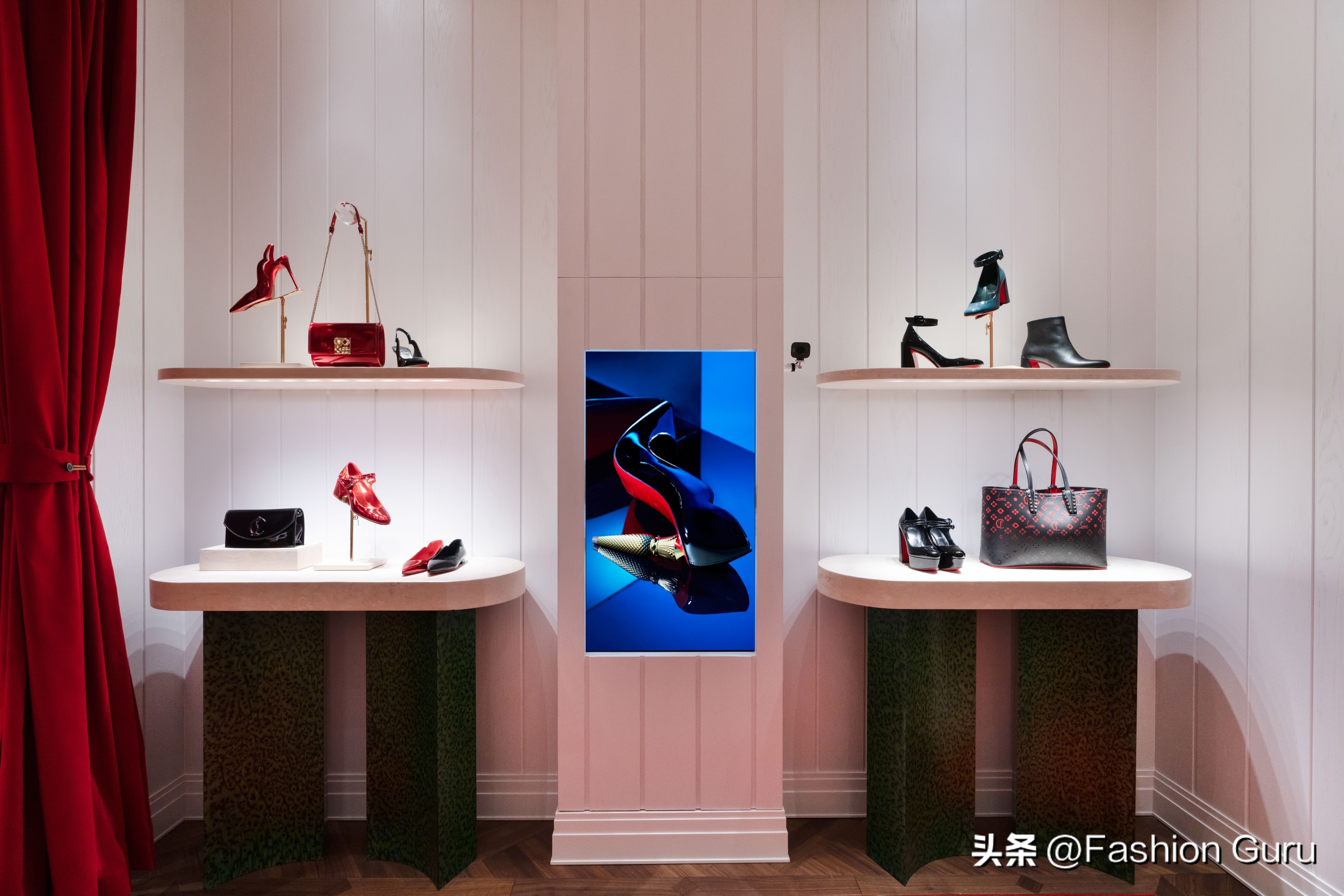 christianlouboutin路铂廷门店,路铂廷christianlouboutin算顶奢吗