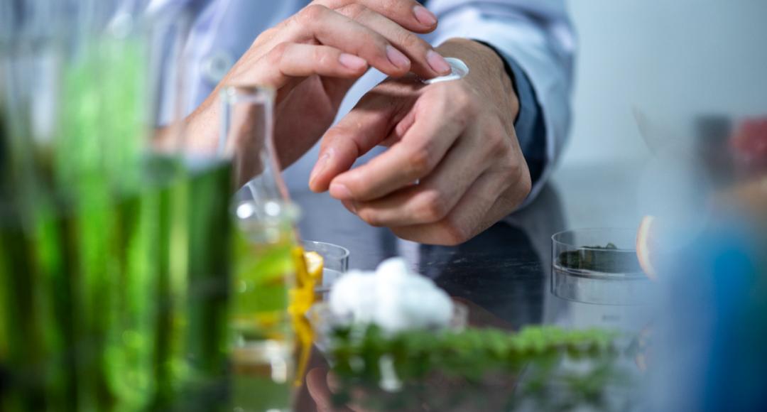 国货之光再创辉煌,真正的护肤国货之光