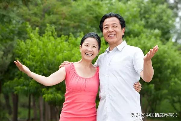 55岁林姐相亲66岁刘大哥说道：答应我一个条件，就嫁给你