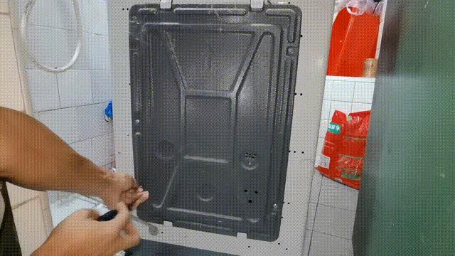 滚筒洗衣机出现排水故障怎么解决,小天鹅滚筒洗衣机排水故障e21