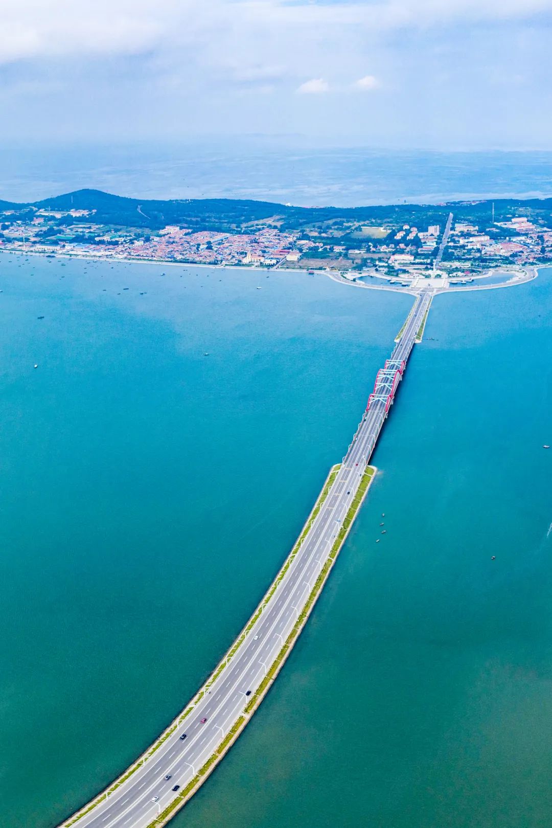 一到夏天，烟台就成了人们心心念念的消暑天堂！