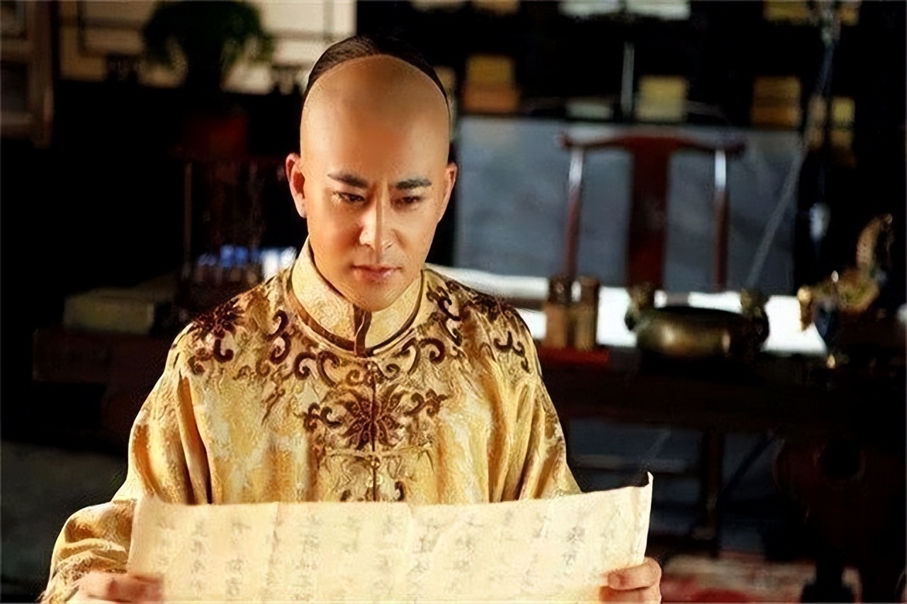 雍正驾崩弘历登基改国号康熙,雍正皇帝驾崩传位给四阿哥弘历