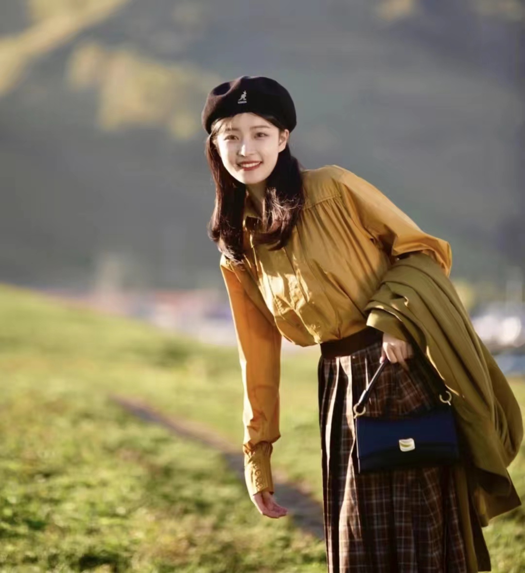 男卡其色上衣配什么颜色下装好看,卡其色里面搭配什么颜色好看