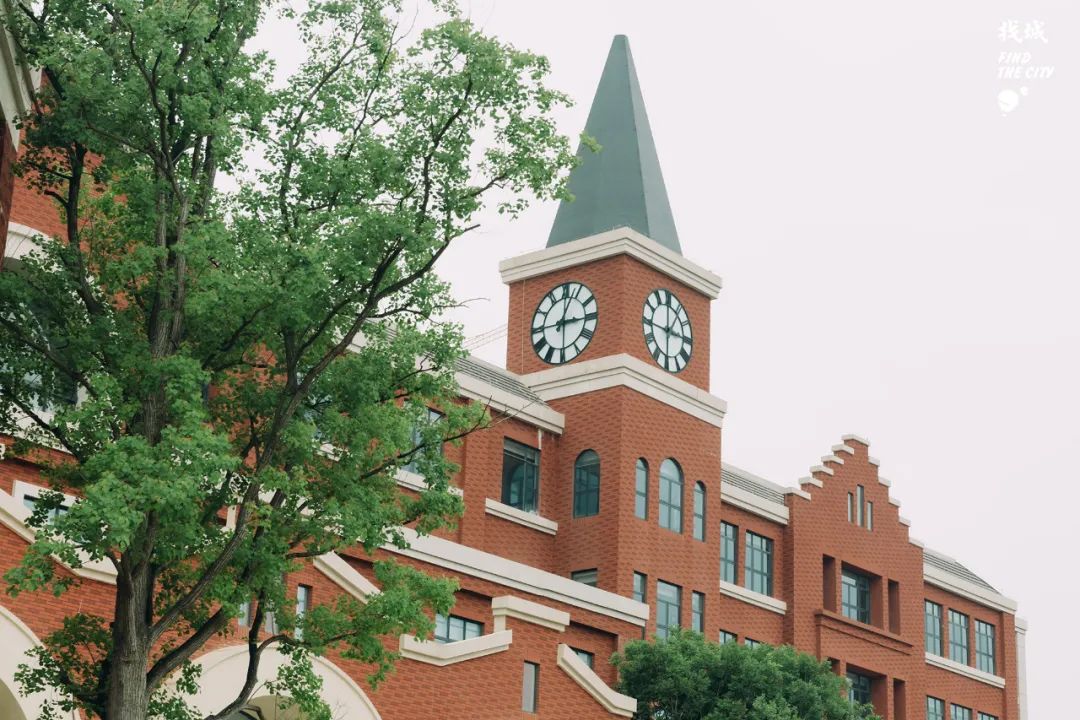 哈利·波特霍格沃茨存在吗,哈利波特中的霍格沃茨在哪里