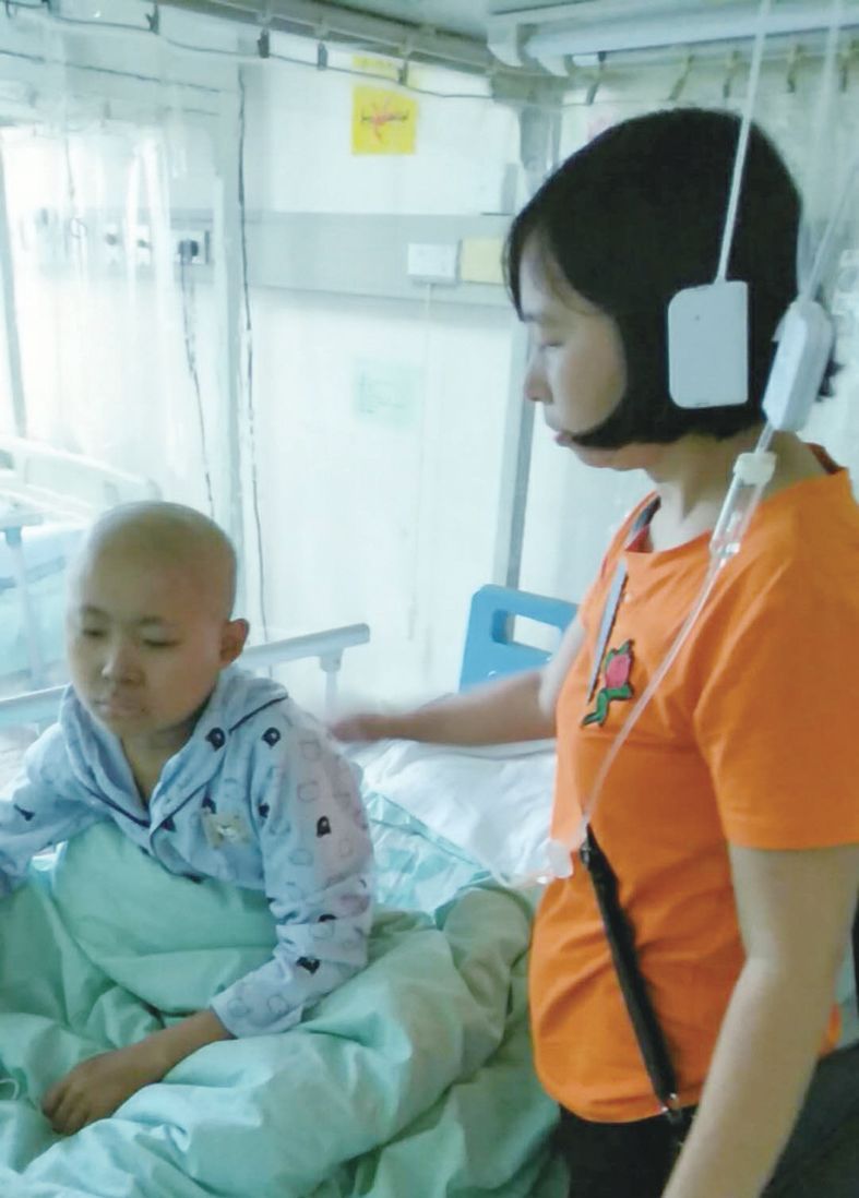 12岁男孩得淋巴癌的几率,13岁男孩得淋巴癌中期能治好吗