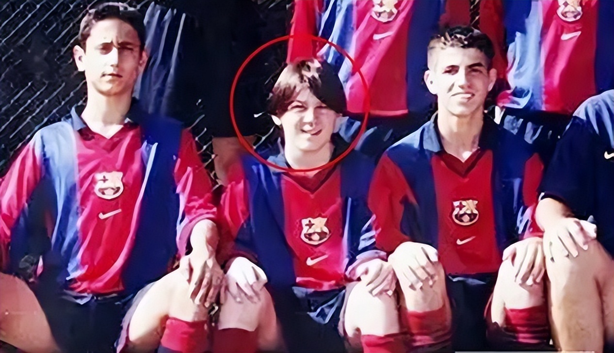 从侏儒少年到球王,从侏儒症到球王