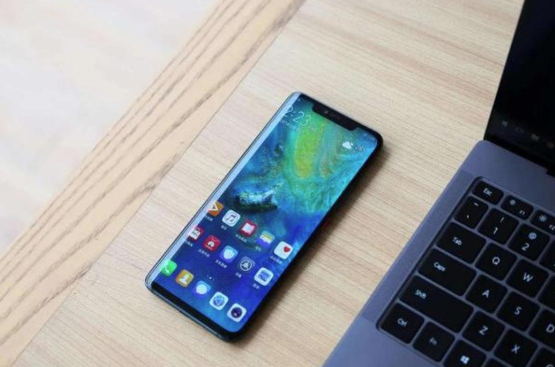 华为mate50是不是曲面屏,华为mate50直面屏还是曲面屏