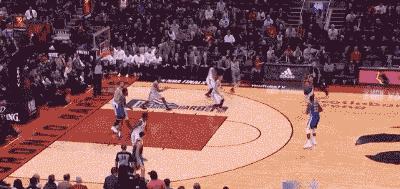 用一生来对抗傲慢与偏见，万字长文记录库里的乔丹精神