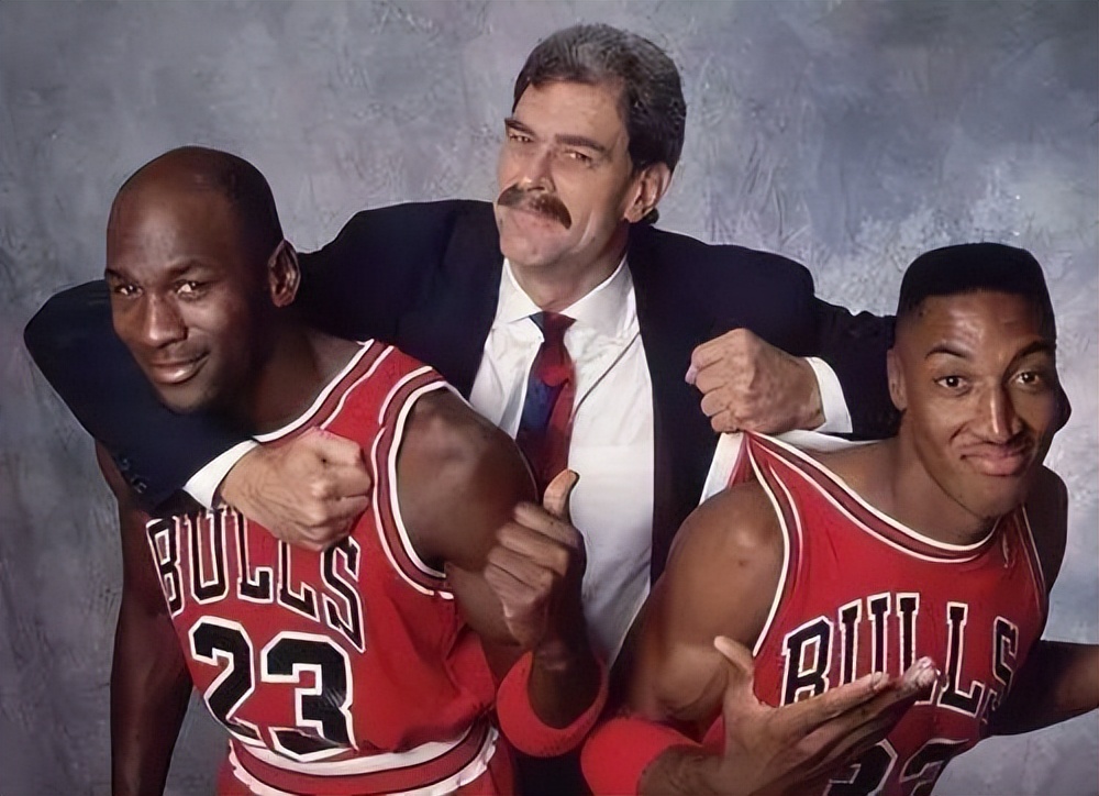 生涯场均得分11分什么水平,生涯场均20分5板5助攻