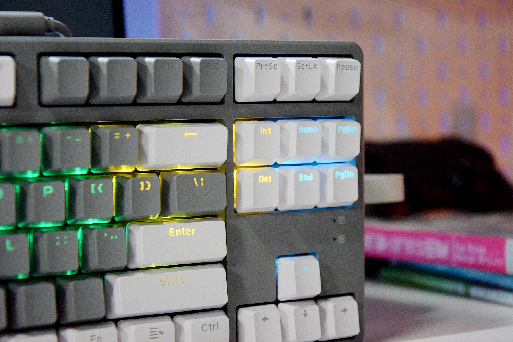 黑爵104键机械键盘,pbt键帽食品级