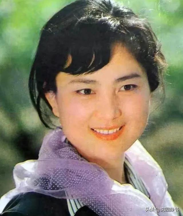 长得貌美如花演技不温不火女星,女明星惊艳时光的盛世美颜