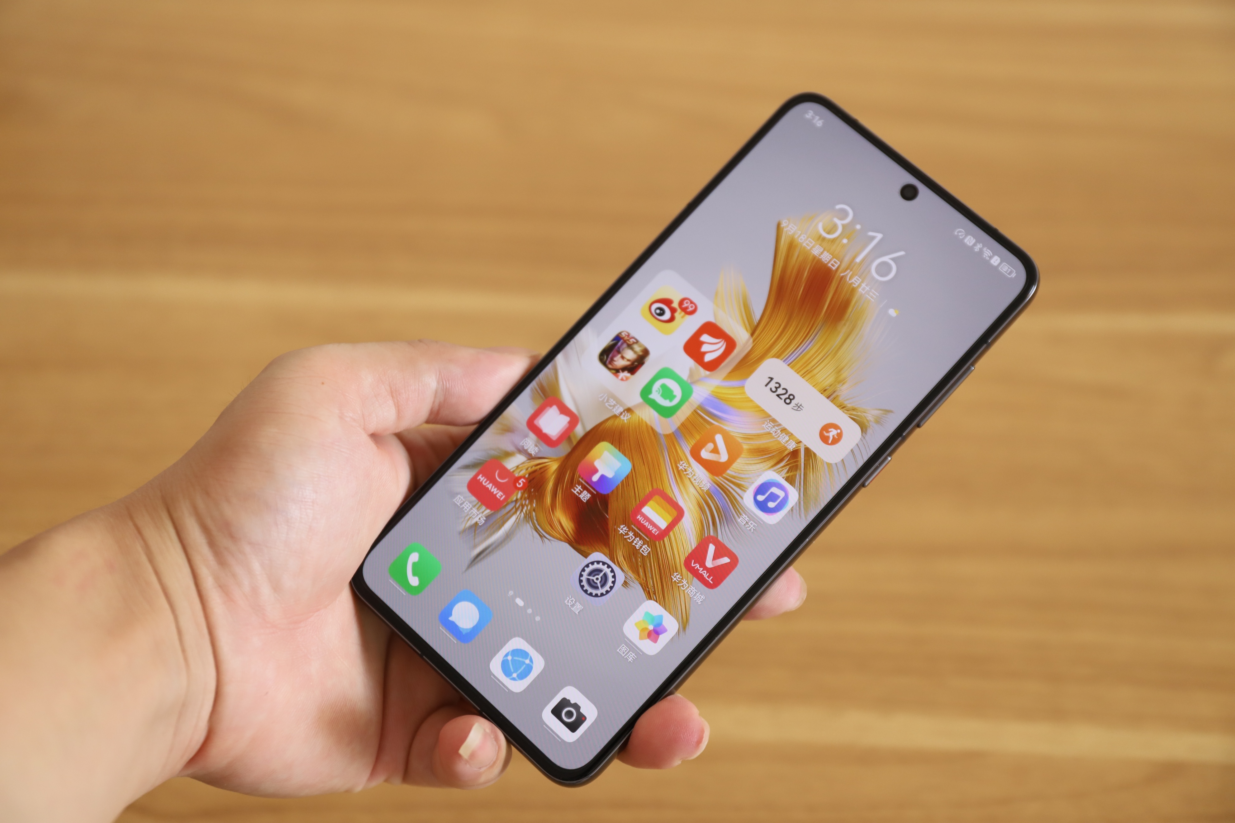 现在华为mate50还值得购买吗,现在还值得买华为mate50吗