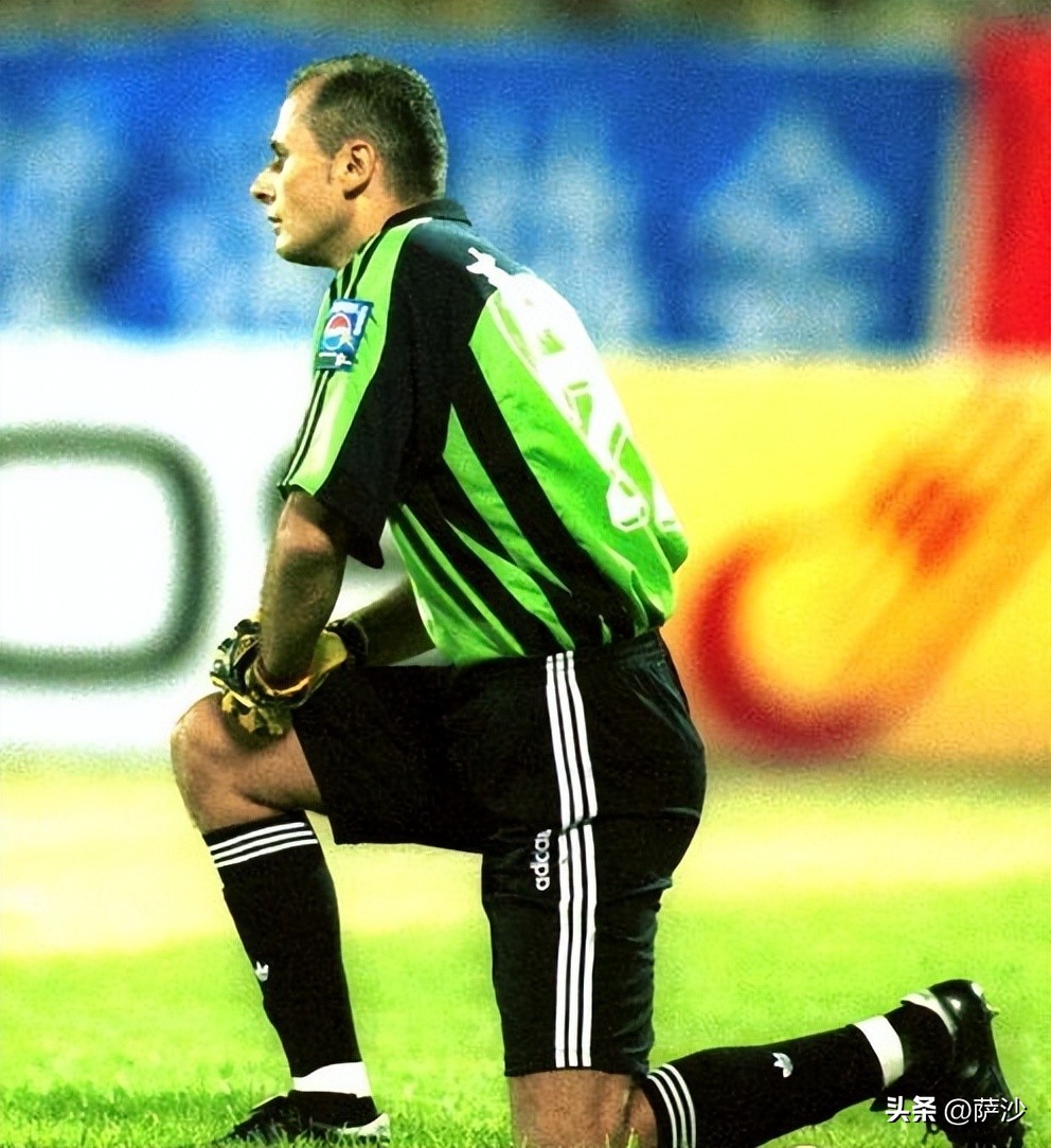 萨沙门将全名,萨沙是中国籍么