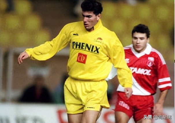 艺术足球齐达内,足球大师齐达内价格