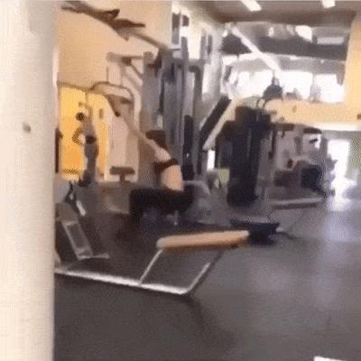 女孩子问我404是什么意思,女孩子说404是什么意思