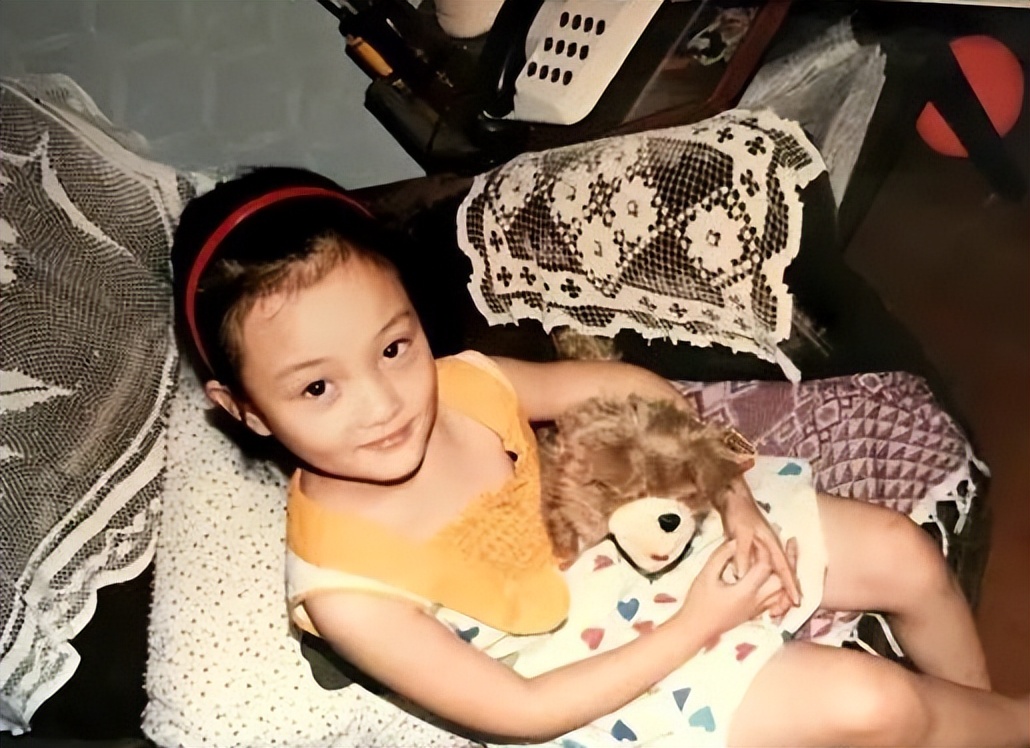 李小璐这两年经历了什么,李小璐能亲手毁掉自己的名气