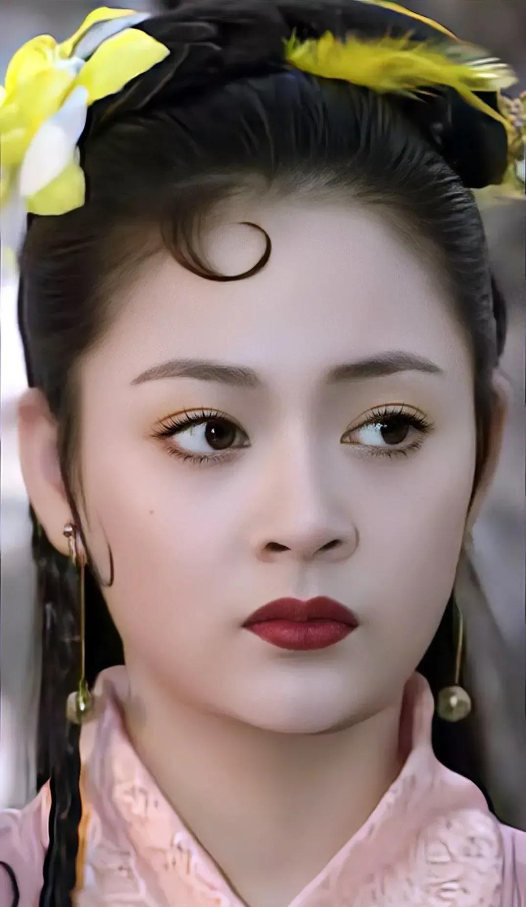 鲜妆辉映桃花红,鲜妆护肤