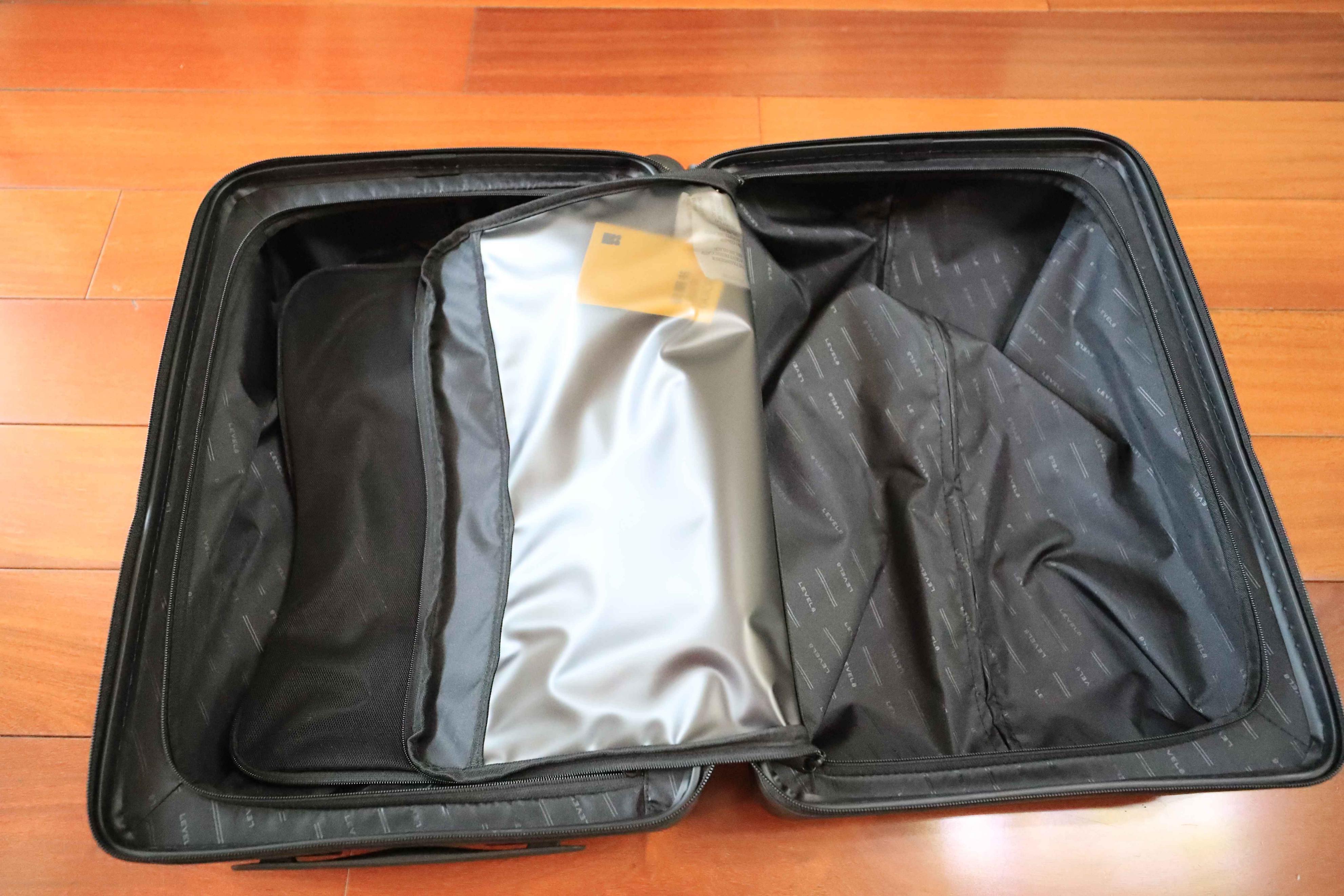 身高1米9也能HOLD住的差旅搭档——地平线8号城市脉搏拉杆箱