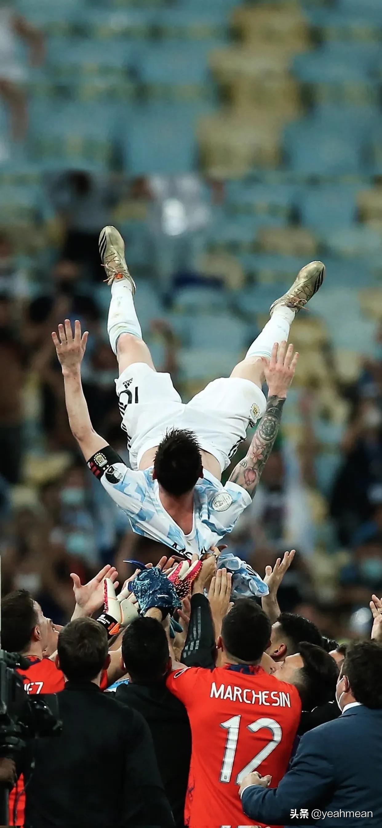 终结梅罗连续十年金球奖的男人,梅罗金球奖视频回顾