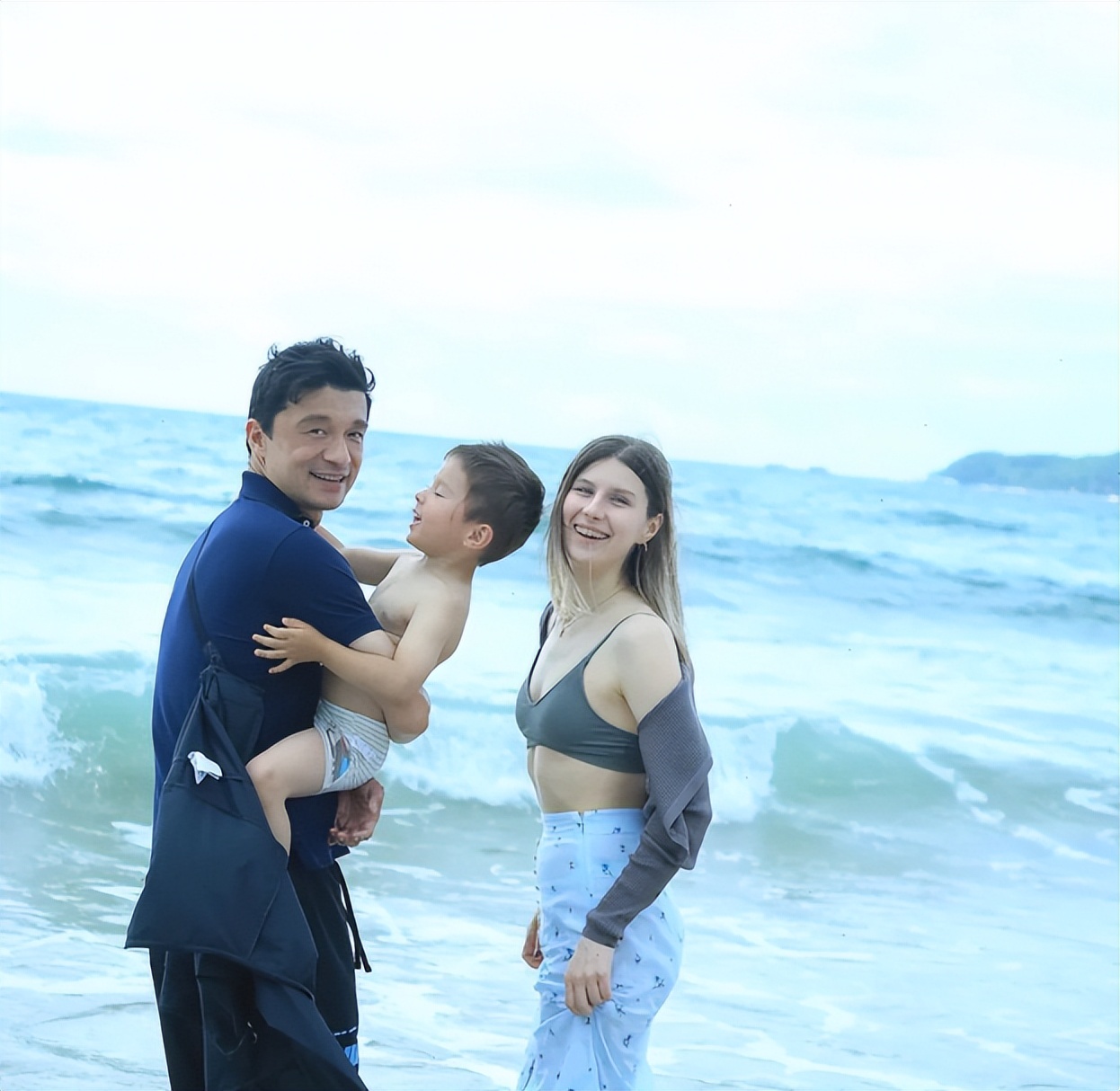 谢晖上一任主教练,大连主教练谢晖视频