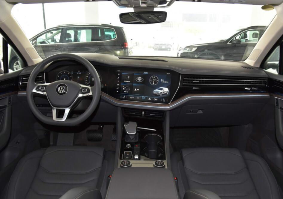 宝马x5奥迪q7大众途锐哪个好,宝马x5和大众途锐试驾感受视频