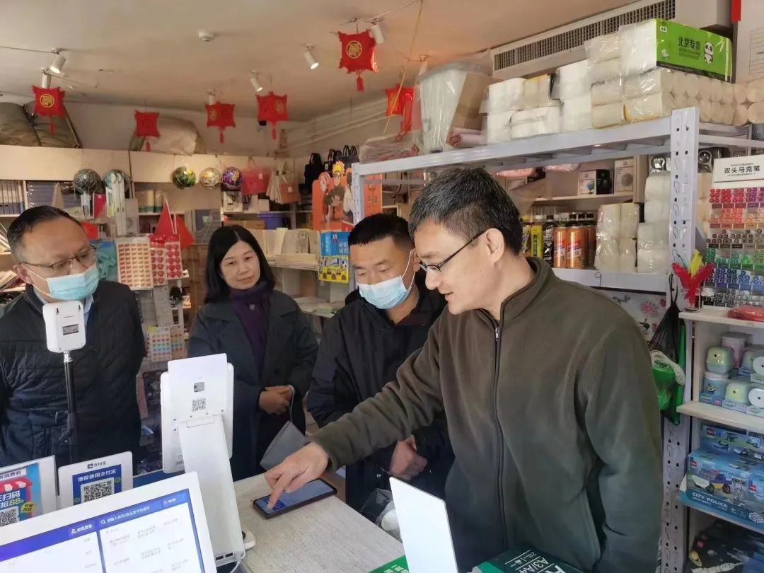 施足“金融底肥”，助力乡村振兴与高质量发展