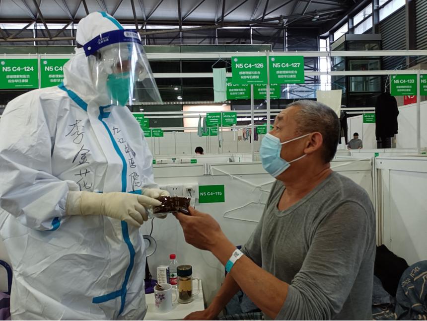 抗疫战场上的军人,抗疫时期的中医医护人员