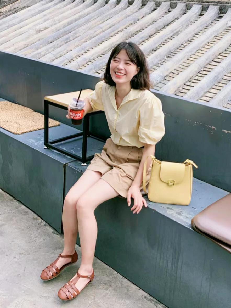 宽胖脚显瘦的凉鞋,拼多多凉鞋店铺推荐学生党